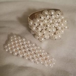 Pearl bracelet & hair clip bundle